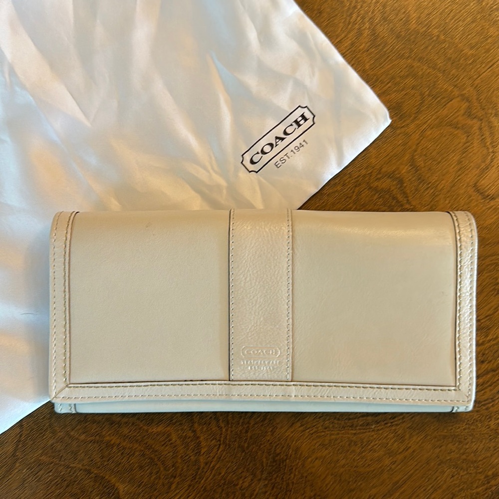 New COACH wallet
